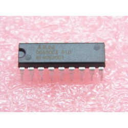 ci D 6450 CX ~ ic D6450CX ~ DIP18 ~ AKAI (PLA038)