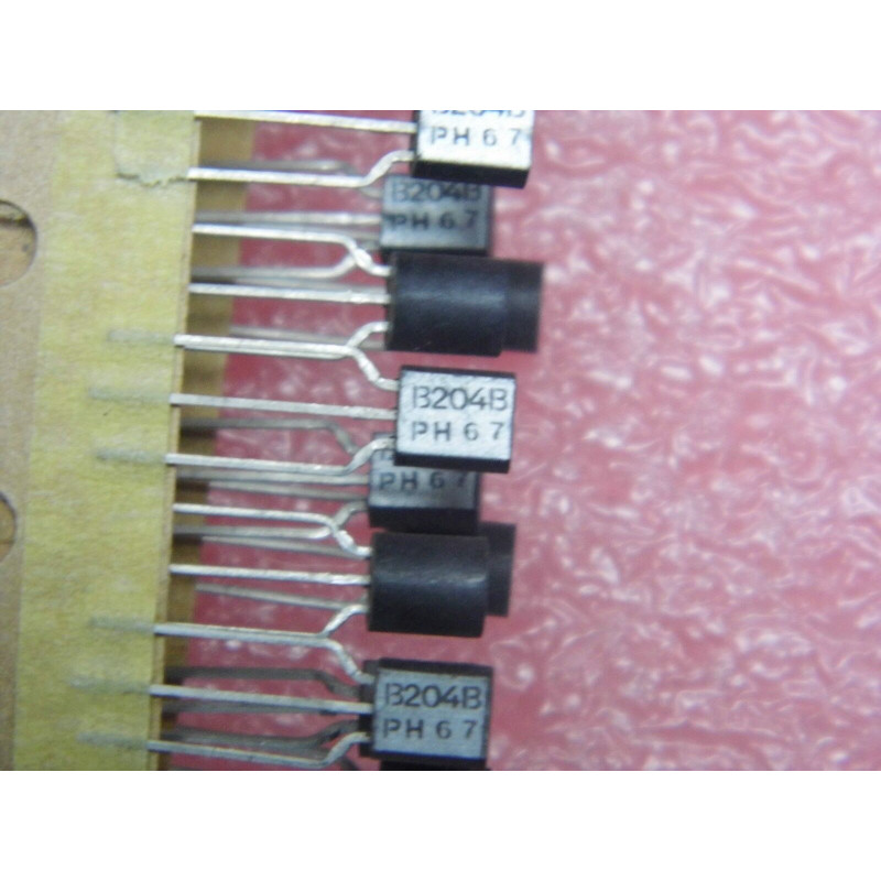 diode à variation de capacité ~ VHF dual diode common cathode BB 204 B ~ BB204B