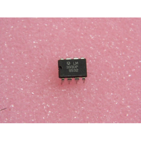 Lot x3: ci LM 393 DP ~ic LM393DP Low power dual voltage comparator DIP8 (PLA034)