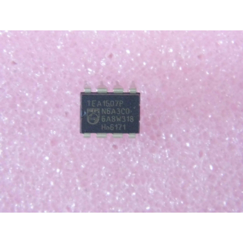 ci TEA 1507 P ~ ic TEA1507P ~ GreenChipII SMPS control IC ~ DIP8 (PLA032)