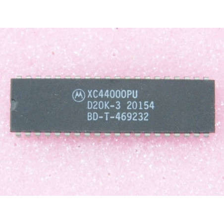 ci XC 44000 PU - ic XC44000PU - Motorola Microcontroller IC - dip40 (PLA032)