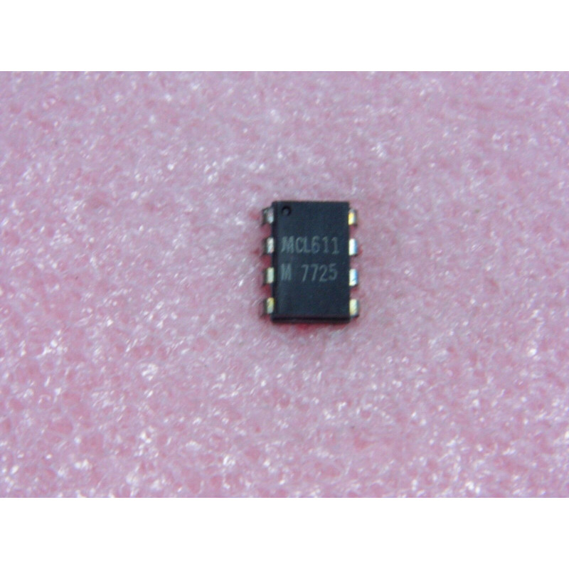 Lot x2 - ic MCL 611 - ci MCL611 - DIP8 (PLA018)