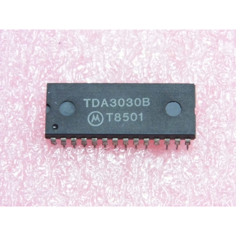 ci TDA 3030 B ~ ic TDA3030B ~ TV SECAM Adaptor ~ DIP28 motorola (PLA042)