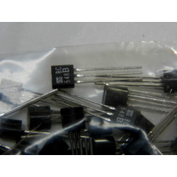 lot de 200 - Transistors...