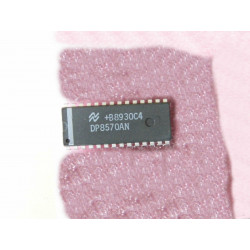 ci DP8570AN ~ ic DP 8570 AN ~ Timer Clock Peripheral (TCP) ~ DIP28