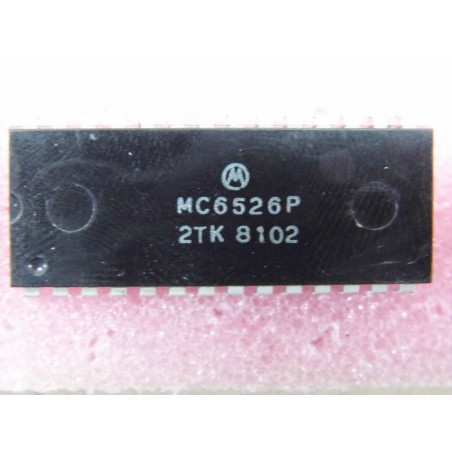 ci MC6526P / ic MC 6526 P - dip28 (pla019)