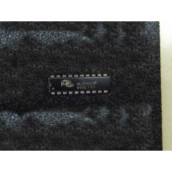 ci ML2110CCP / ic ML 2110 CCP - dip20 (pla015)