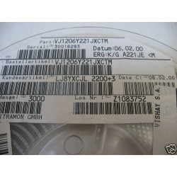 Bobine de 3000 Condensateurs 1206 220pF 5%  VJ1206Y221JXCTM CMS SMD VISHAY 