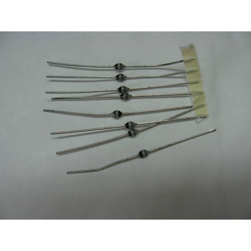 BYV27-200 (Lot de 10 diodes) de chez VISHAY BYV27 200