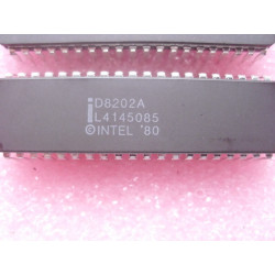 ci D8202A / D 8202 A de chez INTEL DIP40 céramique