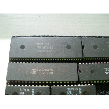 ic TMP 90C041 N / ci TMP90C041N dip64 de chez TOSHIBA  Neuf