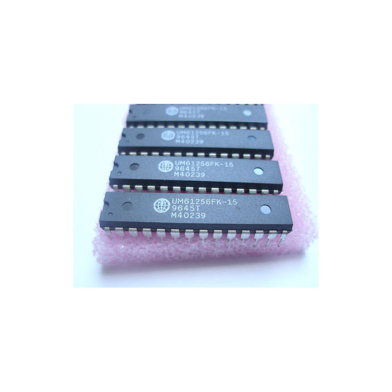 x1 ci ~ ci UM 61256 FK -15 ~ ic UM61256FK-15 ~ DIP28 étroit (A13)