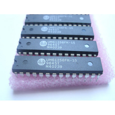 x1 ci ~ ci UM 61256 FK -15 ~ ic UM61256FK-15 ~ DIP28 étroit (A13)