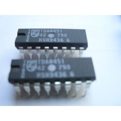 1 ic TDA 8451 / ci TDA8451...