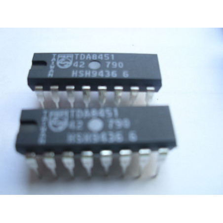 1 ic TDA 8451 / ci TDA8451 PHILIPS DIP16 Neuf 