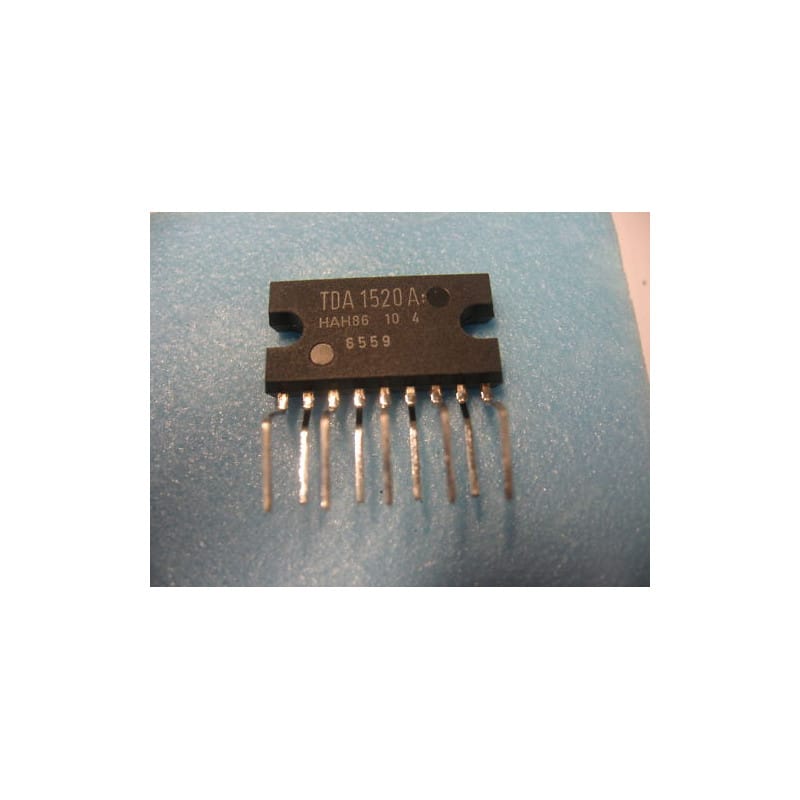 ic TDA1520 A / ci TDA1520A  (AQ) pattes en quiconces