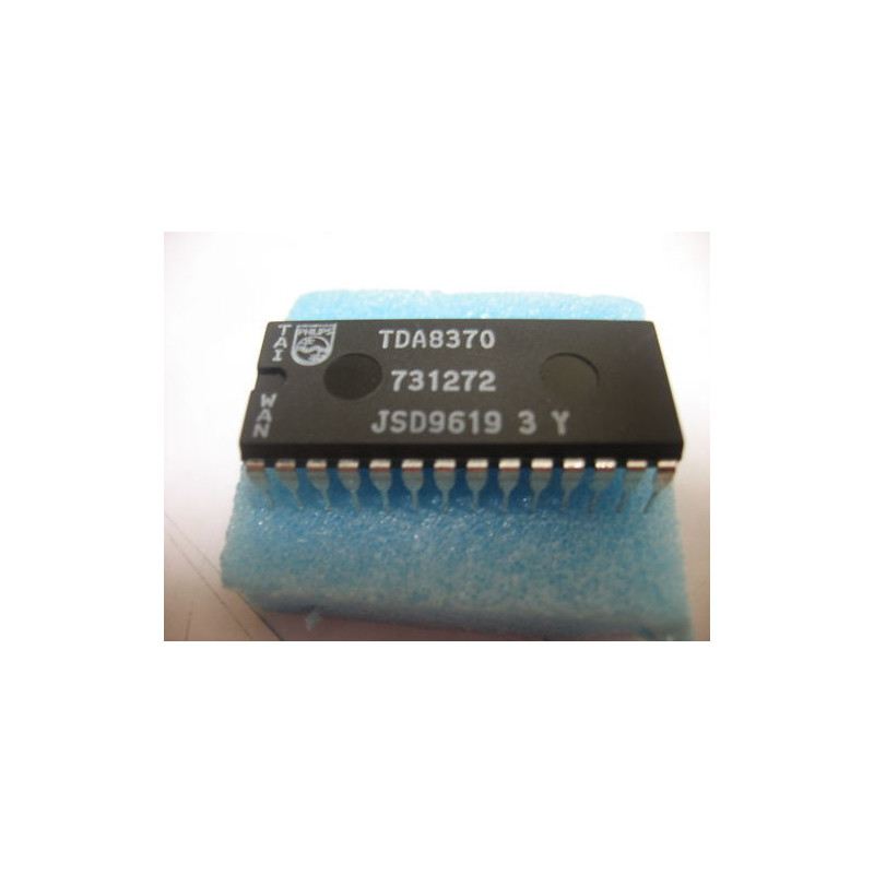 ci TDA8370 PHILIPS DIP 28  Neuf ic New Old Stock