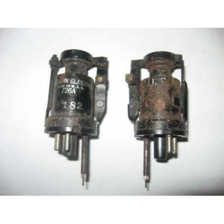 Lot de 2 Tubes Valve Lampes klystrons étonnant 726A Général Electric USA