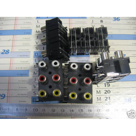 Lot de 5 RCA 3x2 Comatech à piquer sur Circuit Imprimé