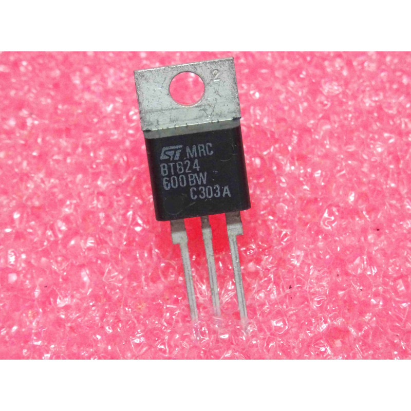 BTB 24-600 BW ~ ST BTB24-600BW ~ 50mA snubberless logil level 25A 600V triac non-insulated TO-220AB