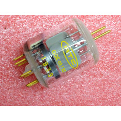 double tetrode tube RTC QQE 03/32 ~ faible distorsion harmonique ~ dans son emballage d'origine