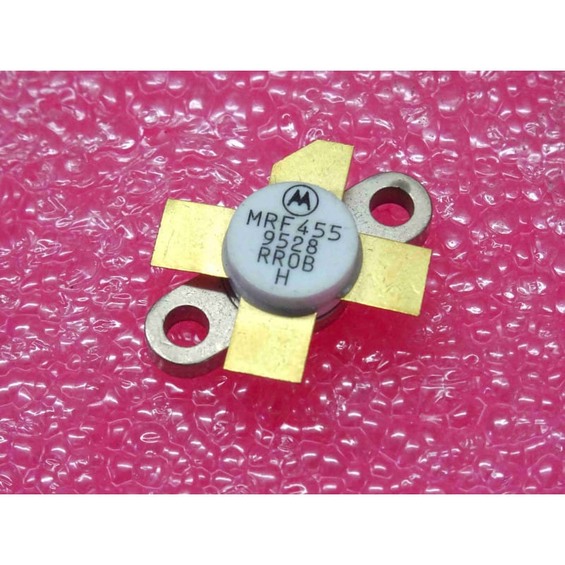 transistor MRF 455 ~ MRF455 ~ 60W 30MHz NPN silicon RF power transistor ~ Vce 18V , Ic 15A , hFE 10 ~ case 211-07 , motorola