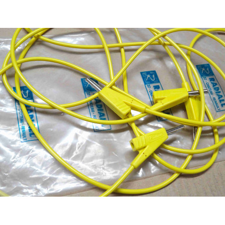 2 Cordons Fiche Banane diam:4mm + repiquage 1.5M Jaune de chez Radiall (R948164)