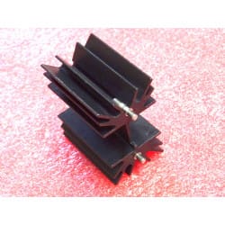 Lot de 10: Aavid Thermalloy dissipateur ML97/38WPINS Extruded Aluminium Heat Sink TO220 TO218 5°C/W ~ 42x38x25mm (K6)