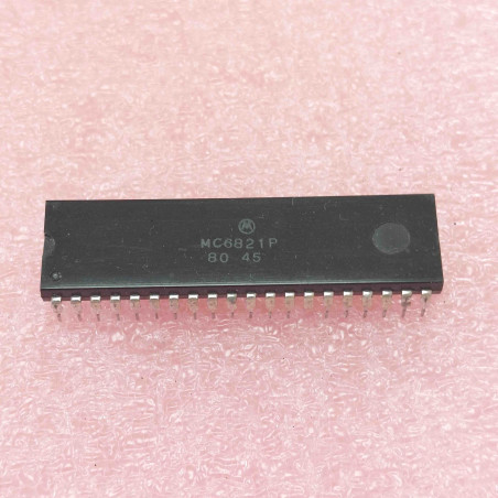 ci MC6821P ~ ic MC6821P dip40 de chez Motorola Famille 6821 (PLA035)