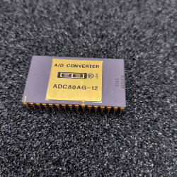 ci ADC80AG-12 ~ ic ADC80AG -12 Intégrated Circuit dip32 de BURR BROWN (TIRO1)