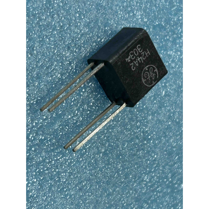 ci opto H24A2 ~ ic OPTO H24A 2  4 Pattes de chez Genéral Electric ic NOS (TIRO03)