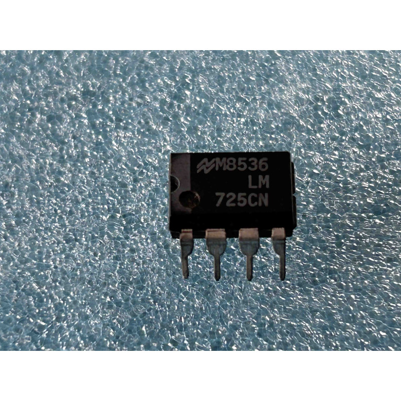 ci LM725CN ~ ic LM725 CN dip 8 de chez NATIONAL SEMICONDUCTOR  Integrated Circuit NOS (TIRO03)