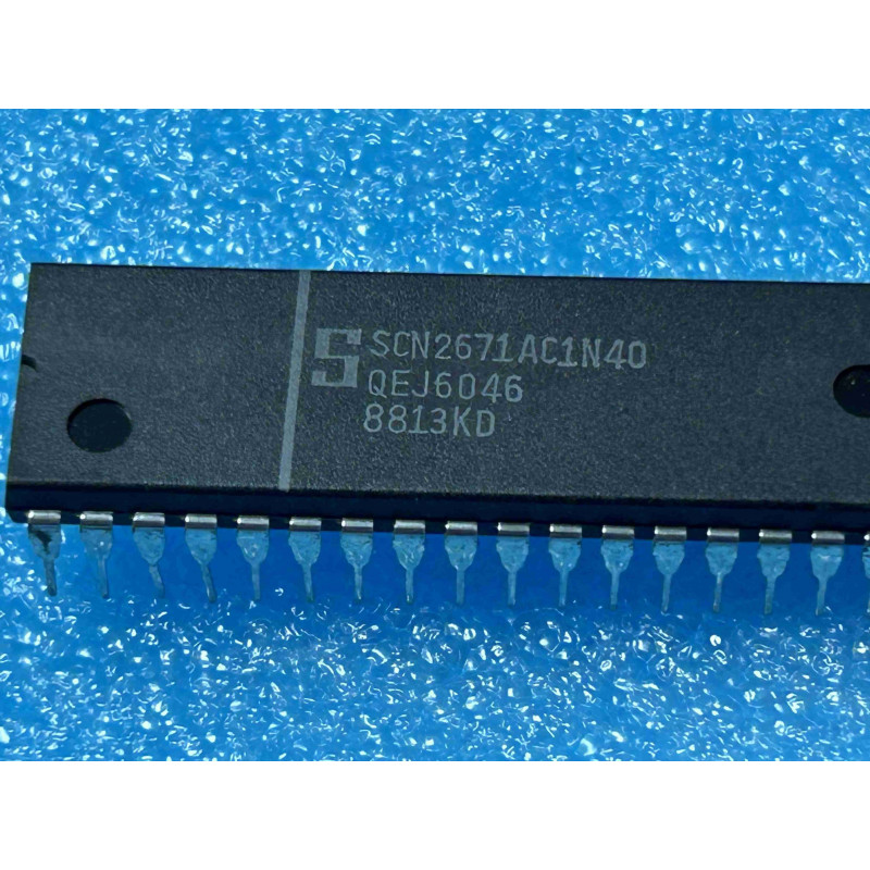 ci SCN2671AC1N40 ~ ic SCN2671AC 1N40 dip40 de chez SIGNETICS IC NOS (TIRO04)