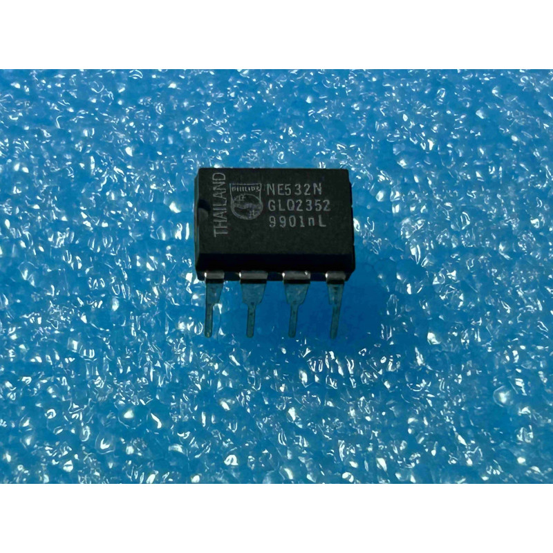 ci NE532N ~ ic NE532 N dip8 de chez PHILIPS IC NOS (TIRO04)