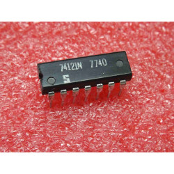 ci 74121 N ~ 74121N (identique SN74121N DM74121N) Monostable Multivibrator & Schmitt-trigger input (PLA033)