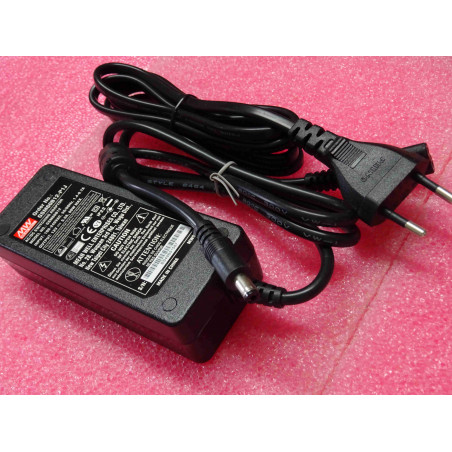 alimentation Mean Well GSM60B12-P1J ~ input 100/240Vac 50/60Hz, output 12Vdc 5A 60W ~ medically certified