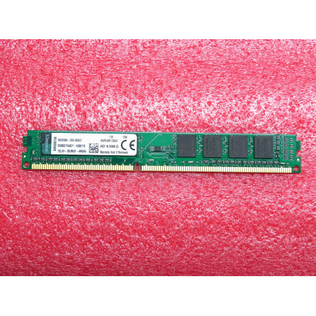 barette de 4Go de RAM DDR3 kingston KVR16N11S8/4 99U5584-005.A00LF 4GB 1Rx8 512Mx64-bit PC3L-12800 CL11