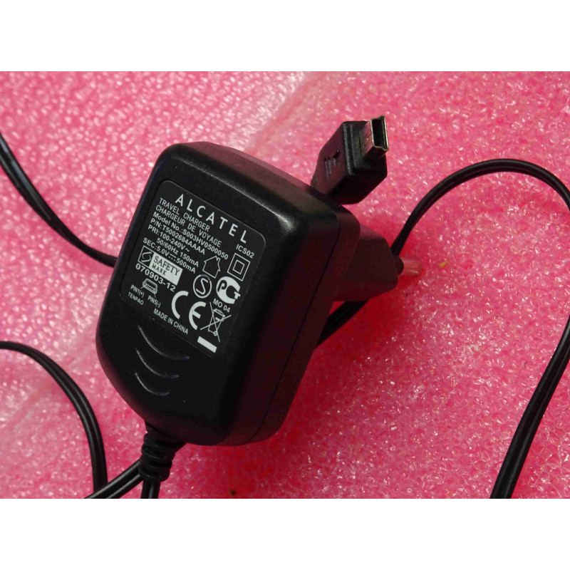 alimentation Alcatel S003HV0500050 T5002684AAAA ~ input 100-240Vac 50-60Hz 0.15A 150mA ~ output 5Vdc 0.5A 500mA