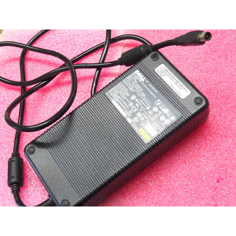 alimentation Dell (PA-19 family) PN402 DA230PS0-00 ~ input: 100-240Vac , 4A , 50-60Hz ~ output: 19.5Vdc , 11.8A