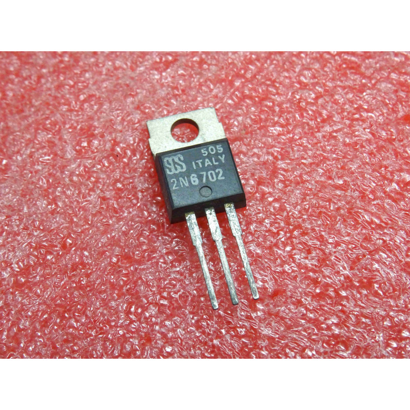 Lot de 2: transistor 2N 6702 ~ 2N6702 power silicon NPN ~ Uce 90V , Ic 7A ~ boîtier TO-220 (5P1)