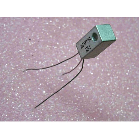 transistor germanium AC 187 /01 ~ AC187/01 Ge NPN ~ Vce 15V, Ic 2A