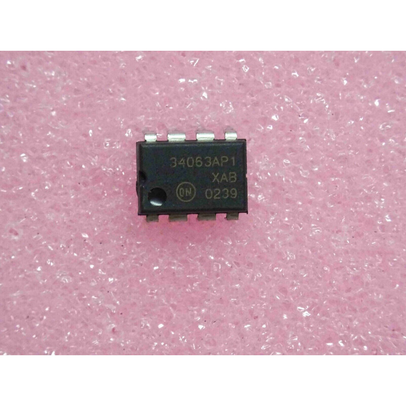 Lot x2 : ci MC 34063 AP1 ~ ic MC34063/AP1 ~ DC to DC converter (CI03)