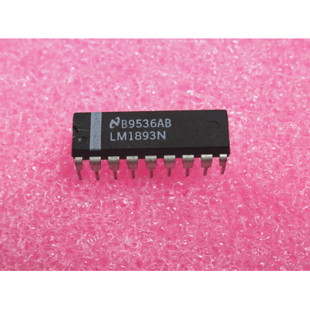 ci LM 1893 N ~ ic  LM1893N ~ carrier-current transceiver ~ dip18 (PLA043)