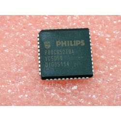 ci P 80C652 IBA ~ ic P80C652IBA ~ CMOS single-chip 8-bit microcontroller PLCC-44