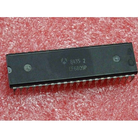 ci EF 6809 P ~ ic EF6809P ~ 8-bit microprocessor unit ~ DIP40 thomson (PLA004)