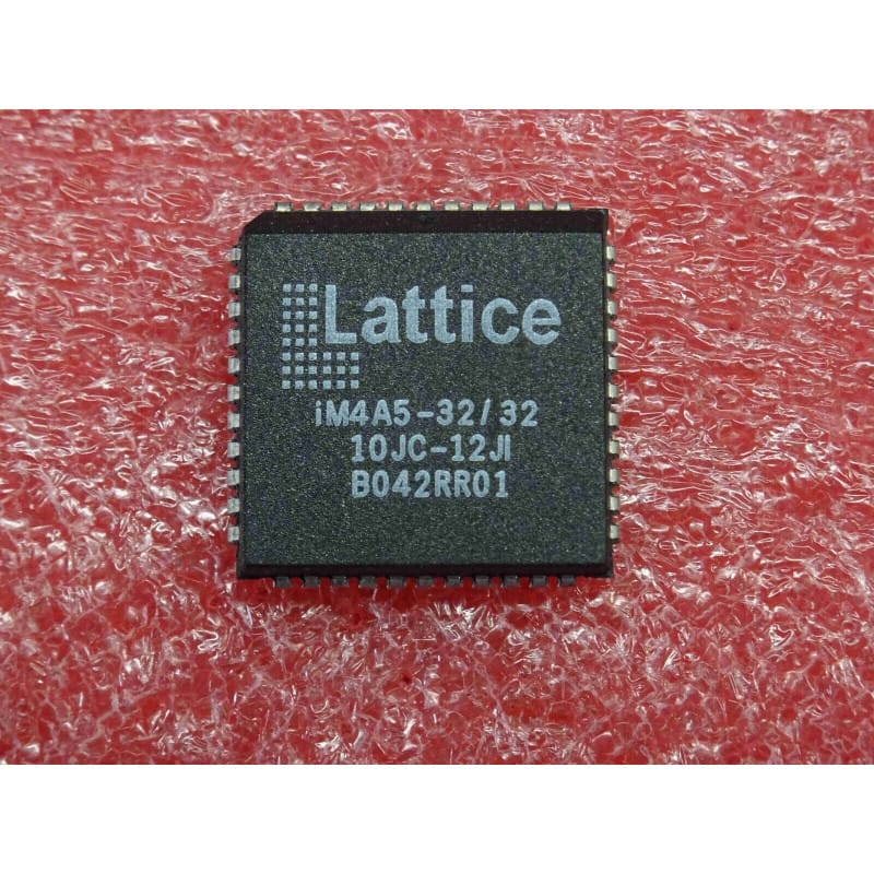 ci iM4A5-32/32 -10JC -12JI ~ IM4A5-32/32-10JC-12JI ~ CPLD cms PLCC44 smd Lattice