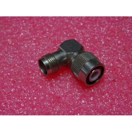 R143770 RADIALL ADAPTATEUR COAXIAL TNC COUDE MALE / FEMELLE 