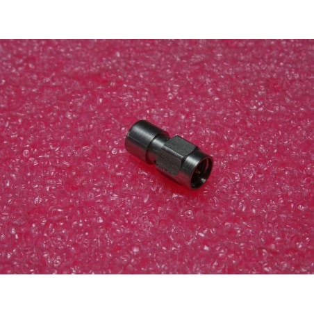 R191351001 Adaptateur coaxial Fiche SMA mâle - Fiche BMA F  50 ohms (celar85c)