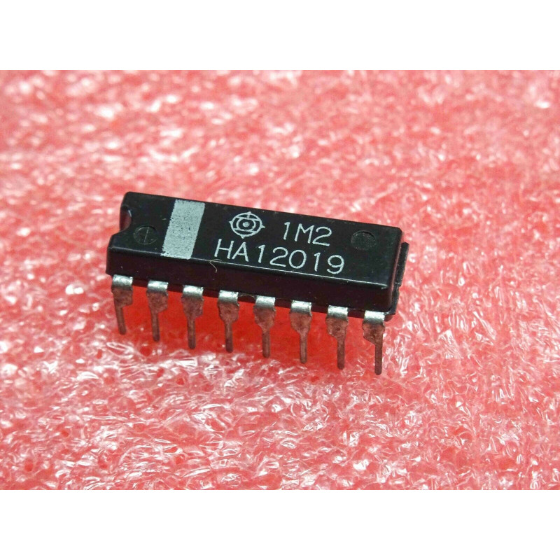 ci HA 12019 ~ ic HA12019 ~ contains 12 voltage comparators ~ DIP16 hitachi