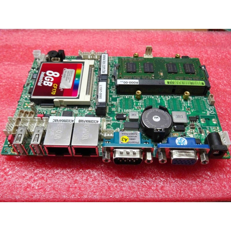 carte mère mini-PC 3I525A avec carte flash 8Go, RAM 4Go, alimentation, câbles...